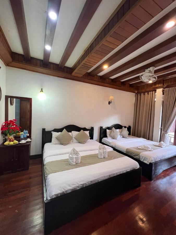 Chaluenxay Boutique Hotel Луанґпхабанґ Екстер'єр фото
