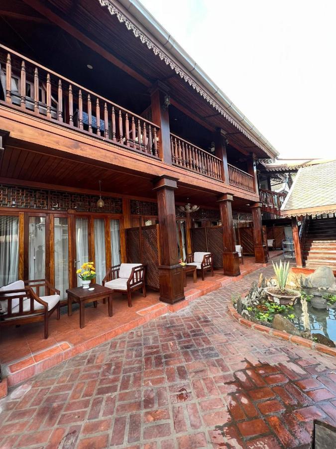 Chaluenxay Boutique Hotel Луанґпхабанґ Екстер'єр фото